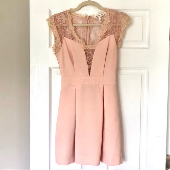 BCBGeneration Blush Pink Lace Dress Size 0 - Picture 1 of 7